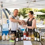 Mobil-home 2 Avec Terrasse Et Salon De Jardin - Api-1-52-448