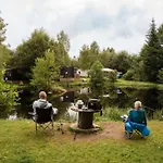 Mobil-home 2 Avec Terrasse Et Salon De Jardin - Api-1-52-448 *