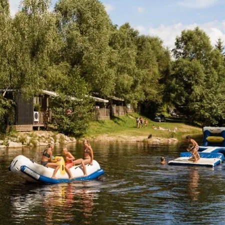 אתר קמפינג Mobil-home 2 Avec Terrasse Et Salon De Jardin - Api-1-52-448 *