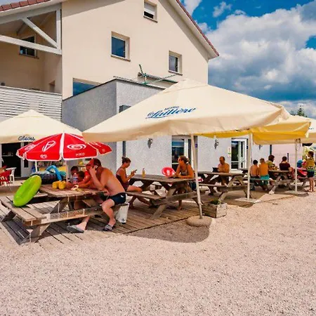 Mobil-home 2 Avec Terrasse Et Salon De Jardin - Api-1-52-448 Granges-Aumontzey