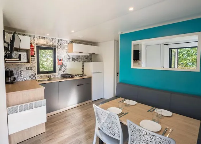 Mobil-home 2 Avec Terrasse Et Salon De Jardin - Api-1-52-448 Кемпинг Granges-Aumontzey