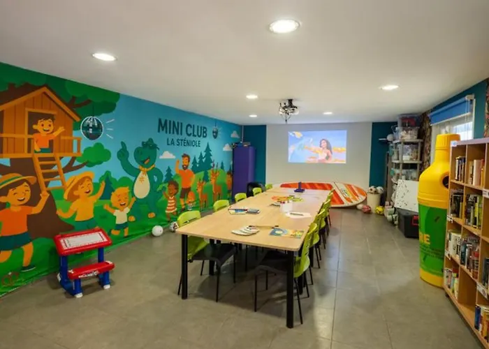 Кемпинг Mobil-home 2 Avec Terrasse Et Salon De Jardin - Api-1-52-448 *